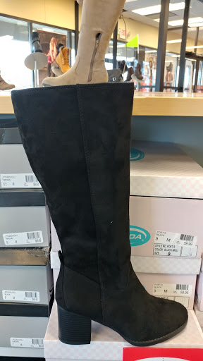 Shoe Store «Shoe Carnival», reviews and photos, 2350 S Parker Rd, Denver, CO 80231, USA