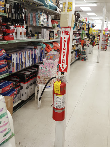 Discount Store «Dollar General», reviews and photos, 403 Edgewood Rd NW, Cedar Rapids, IA 52405, USA