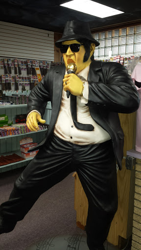 Tobacco Shop «Decades Psychedelic Daze», reviews and photos, 2895 Seneca St, Buffalo, NY 14224, USA