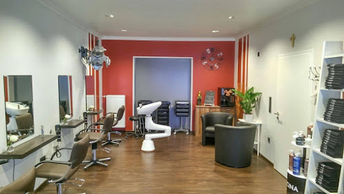 Friseursalon Der Schnitt - Haartrends by Helen Bernkastel-Kues