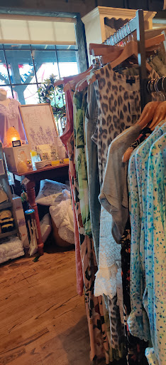 American Restaurant «Cracker Barrel Old Country Store», reviews and photos, 796 Business Park Dr, Prattville, AL 36066, USA