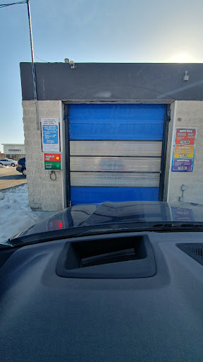 Mobil Touchless Car Wash en Royal Oak