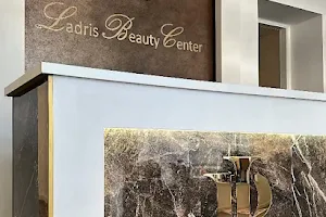 Ladris Beauty Center image
