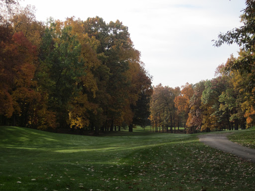 Golf Course «Chemung Hills Golf Club & Banquet Center», reviews and photos, 3125 Golf Club Rd, Howell, MI 48843, USA