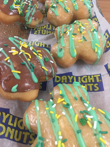 Donut Shop «Daylight Donuts», reviews and photos, 7 Bruce St, Morrilton, AR 72110, USA