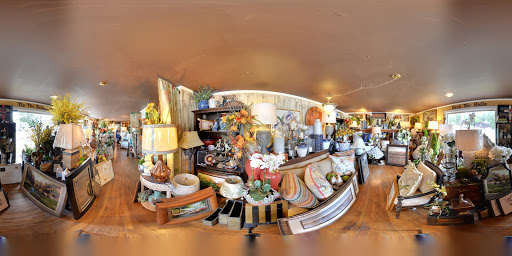 Florist «Lively Florist Shop», reviews and photos, 610 Hatcher Ln, Columbia, TN 38401, USA