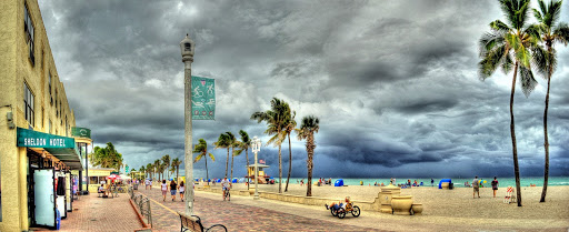 Liquor Store «OC Liquor Store», reviews and photos, 411 N Ocean Dr, Hollywood, FL 33019, USA