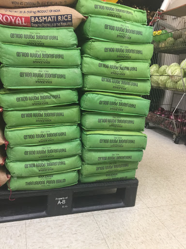 Indian Grocery Store «Nepali Store Cincinnatti Ohio», reviews and photos, 3091 W Galbraith Rd, Cincinnati, OH 45239, USA