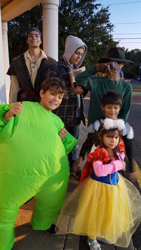 Shopping Mall «Warrenton Village Center», reviews and photos, 251 Lee Hwy, Warrenton, VA 20186, USA