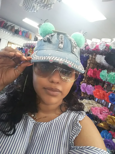 Cosmetics Store «Unique Hair and Wig», reviews and photos, 744 N Westnedge Ave, Kalamazoo, MI 49007, USA