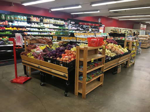 Grocery Store «Grocery Outlet Bargain Market», reviews and photos, 6425 6th Ave, Tacoma, WA 98406, USA