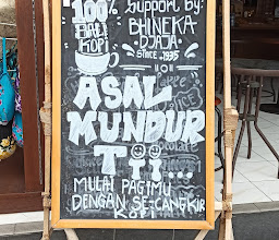 Warung Kopi Bali Kuta bhineka djaja photo