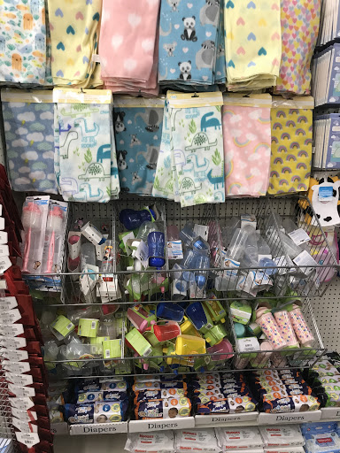 Dollar Store «Dollar Tree», reviews and photos, 301 E Wallace Kneeland Blvd, Shelton, WA 98584, USA