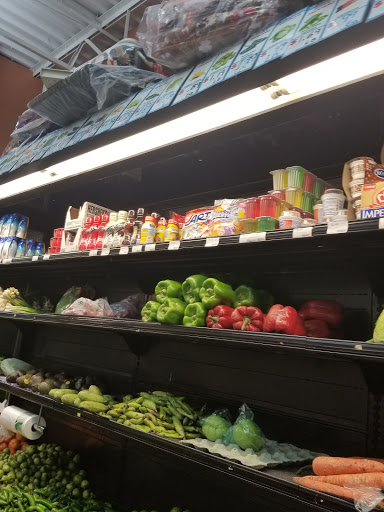 Grocery Store «EL MERCADITO GROCERY», reviews and photos, 906 Eastern Blvd, Clarksville, IN 47129, USA