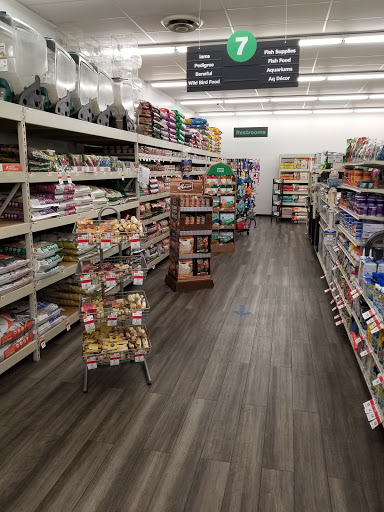 Pet Supply Store «Pet Supplies Plus», reviews and photos, 283 Middle Turnpike W, Manchester, CT 06040, USA