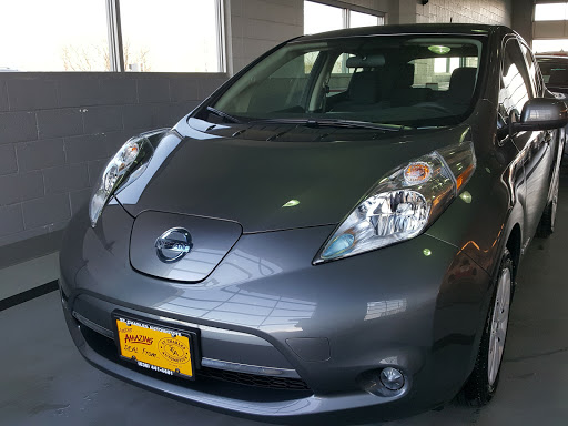 Nissan Dealer «St. Charles Nissan», reviews and photos, 5625 Veterans Memorial Pkwy, St Peters, MO 63376, USA