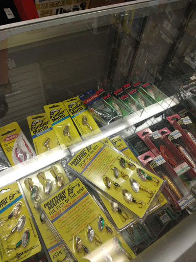 Sporting Goods Store «Big 5 Sporting Goods», reviews and photos, 4902 E Kings Canyon Rd, Fresno, CA 93727, USA