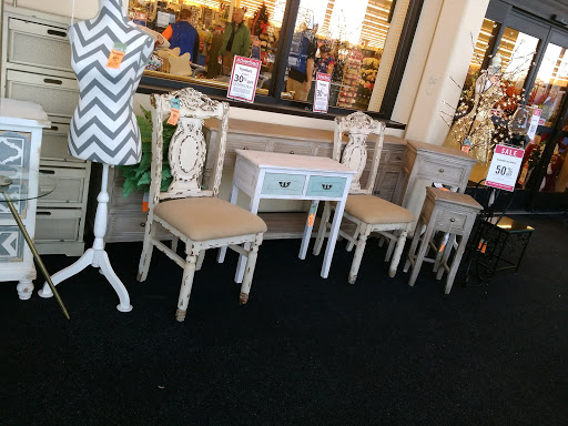 Craft Store «Hobby Lobby», reviews and photos, 290 Hawthorn Village Commons, Vernon Hills, IL 60061, USA