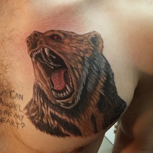 Tattoo Shop «Six1Six Tattoo Studio», reviews and photos, 526 Leonard St NW, Grand Rapids, MI 49504, USA