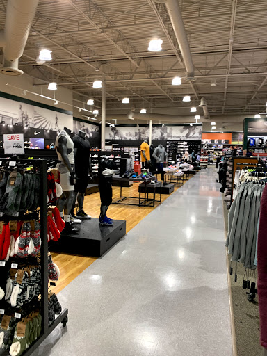 DICK'S Sporting Goods