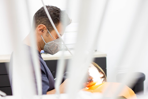 Cingles Dental en L'Ametlla del Vallès, Barcelona