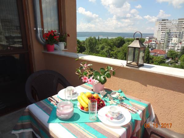 Comentarii opinii despre Sea View Chayka Apartment