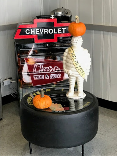 Auto Repair Shop «Closs Tire & Auto», reviews and photos, 1340 N Lewis Ave, Waukegan, IL 60085, USA