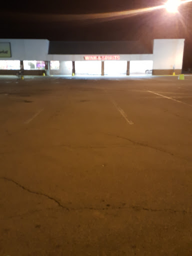 Supermarket «Marsh Supermarket», reviews and photos, 899 E Jefferson St, Tipton, IN 46072, USA