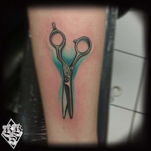 Tattoo Shop «Pinch-N-Poke Tattoo Studio», reviews and photos, 212 N Vesper St, Lock Haven, PA 17745, USA