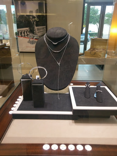 Jeweler «Lewis Jewelers - Clear Lake», reviews and photos, 19335 Gulf Fwy #4, Webster, TX 77598, USA