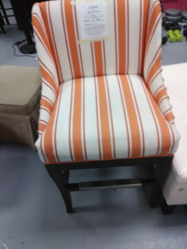 Thrift Store «Goodwill Thrift Store - Southside», reviews and photos, 8101 Southside Blvd #5, Jacksonville, FL 32256, USA