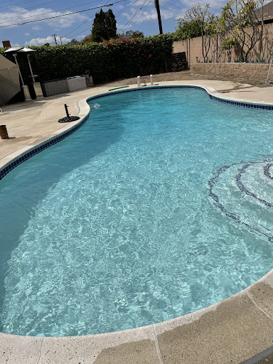 Romero's pool service maintenance cleaning and repairs