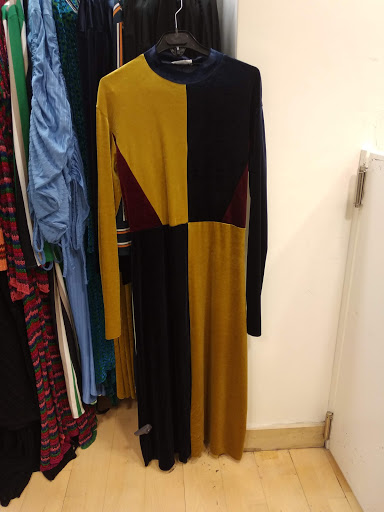 Stores to buy women's sweatshirt dresses Athens