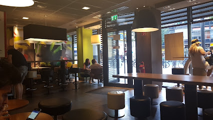 McDonald,s Restaurant - Schloßstraße 46-48, 56068 Koblenz, Germany