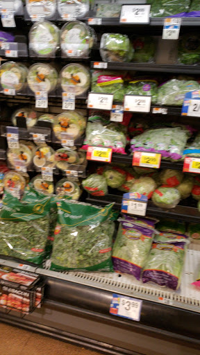 Grocery Store «Stop & Shop», reviews and photos, 2360 Lakewood Rd, Toms River, NJ 08755, USA