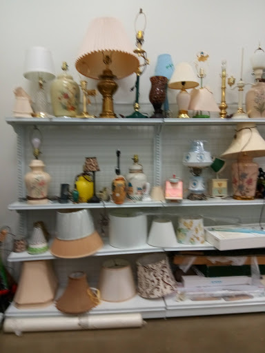 Thrift Store «Goodwill Store, Outlet Center & Donation Center», reviews and photos, 571 Hepburn Rd, Avondale, PA 19311, USA