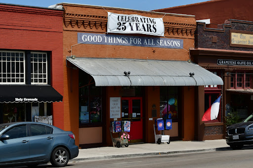Gift Shop «Good Things For All Seasons», reviews and photos, 334 S Main St, Grapevine, TX 76051, USA
