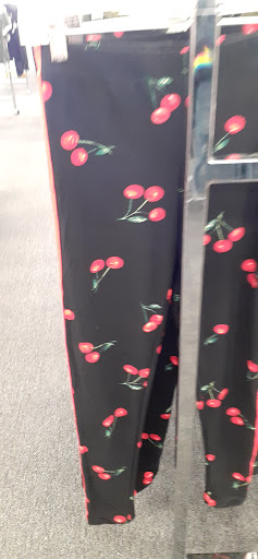 Clothing Store «Citi Trends», reviews and photos, 5451 Norwood Ave, Jacksonville, FL 32208, USA