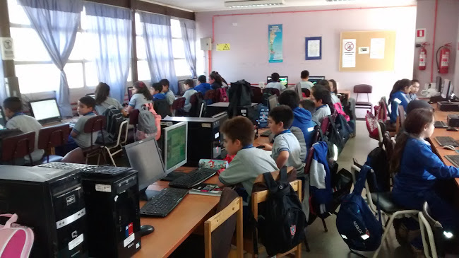 Opiniones de Escuela Básica Vicente Reyes Palazuelos en Maipú - Escuela