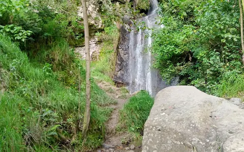 Cascada la Pirámide image