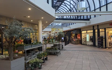 Winkelcentrum Amstelplein image