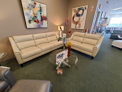 Furniture Store «Raymour & Flanigan Furniture and Mattress Store», reviews and photos, 917 Hartford Turnpike, Waterford, CT 06385, USA