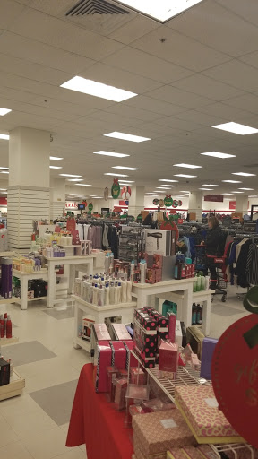 Department Store «T.J. Maxx & HomeGoods», reviews and photos, 7 Neponset St, Worcester, MA 01606, USA