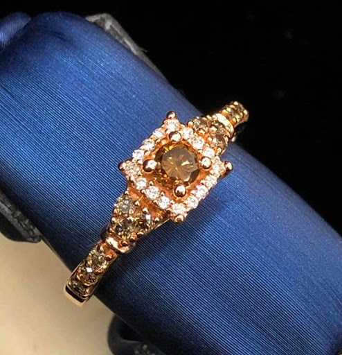 Jewelry Buyer «James Diamond National Jewelry Manufacturing Company», reviews and photos, 1418 Pocono Blvd, Mt Pocono, PA 18344, USA