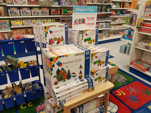 Educational Supply Store «Lakeshore Learning Store», reviews and photos, 27500 Chagrin Blvd, Woodmere, OH 44122, USA