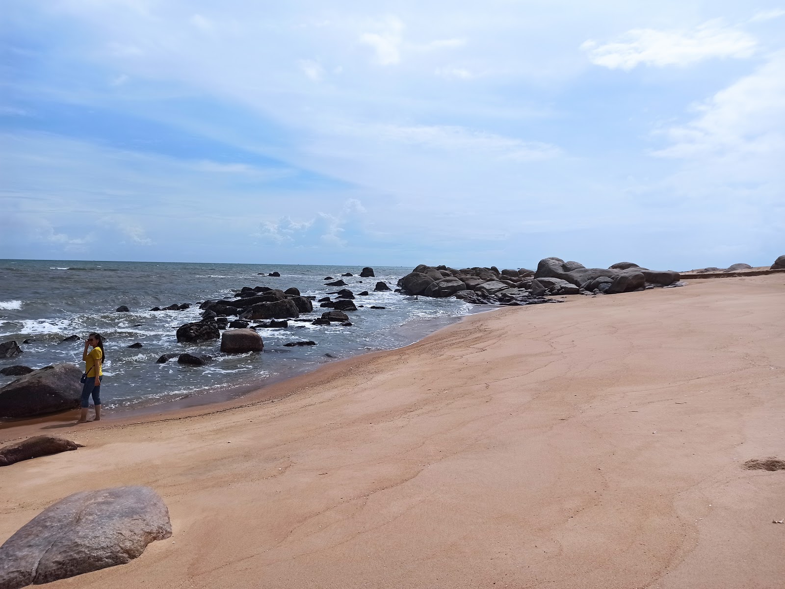 Fotografie cu Binh Chau beach cu nivelul de curățenie înalt