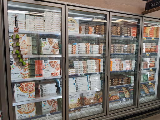 Grocery Store «Whole Foods Market», reviews and photos, 299 SE 3rd Ave, Miami, FL 33131, USA