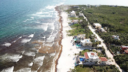 Foto von Playa I'xchel beach mit geräumige küstenlinie