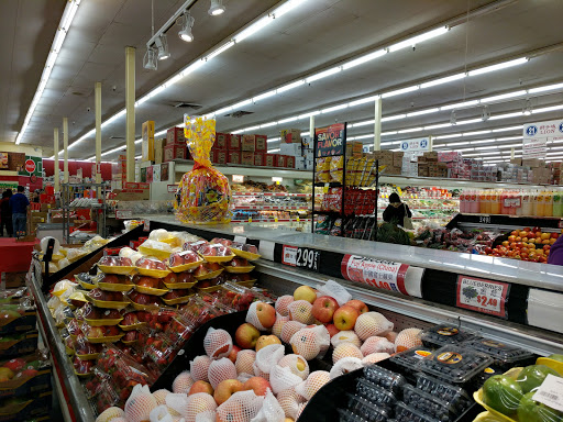 Lion Market image