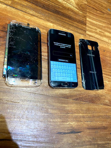 Electronics Repair Shop «Cellfone MD - cell phone repair», reviews and photos, 7637 N Milwaukee Ave, Niles, IL 60714, USA